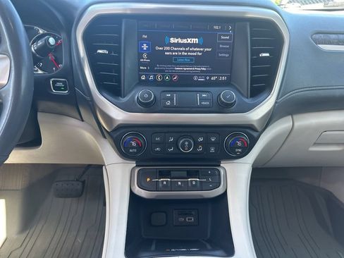 Used 2022 GMC Acadia Denali FWD image 23