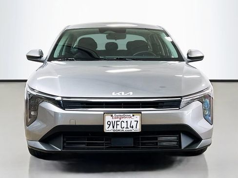 Certified 2025 Kia K4 FWD image 2