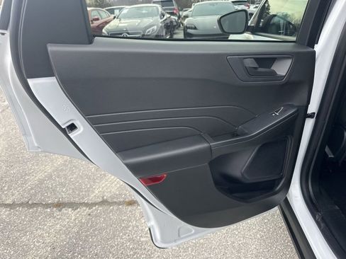 Used 2024 Ford Escape Active image 25