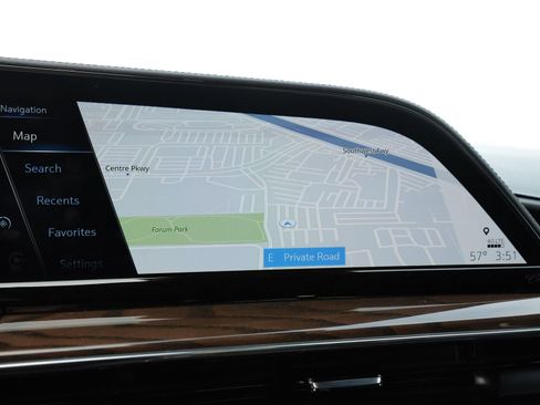 Certified 2023 Cadillac Escalade Sport Platinum w/ LPO, ONYX Package image 12