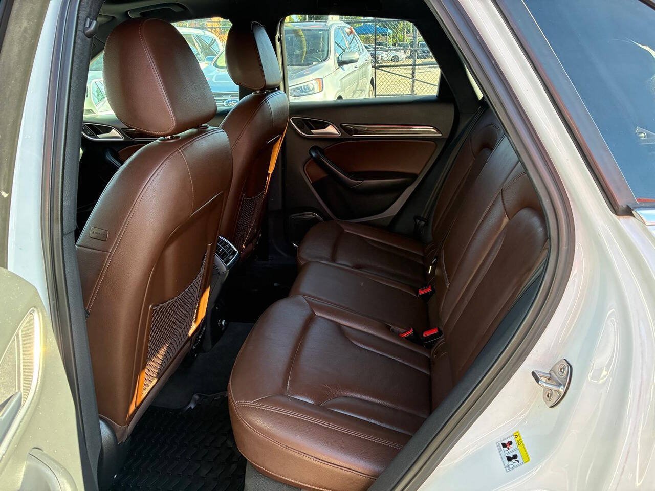 Used 2018 Audi Q3 2.0T Premium Plus w/ Premium Plus Package AWD/4WD image 8