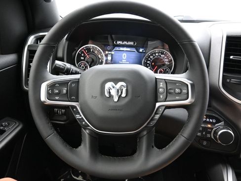New 2026 RAM 1500 Big Horn AWD/4WD image 13