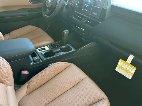 New 2026 Subaru Outback Premium AWD/4WD image 18