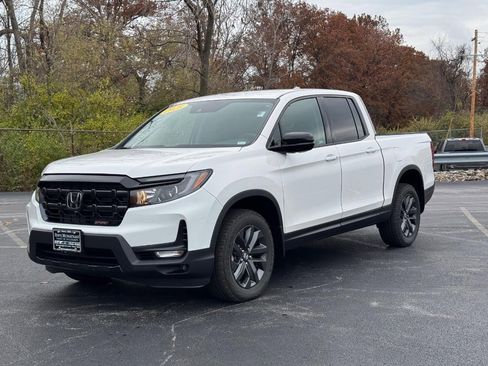 Certified 2025 Honda Ridgeline Sport image 8