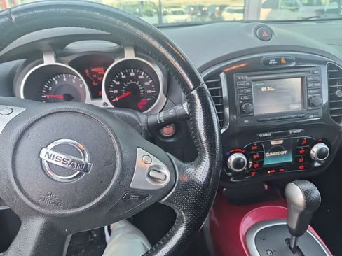 Used 2012 Nissan Juke SV FWD image 15
