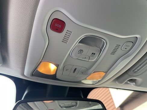 Certified 2023 Jeep Renegade Altitude w/ Sun/Sound Group image 27