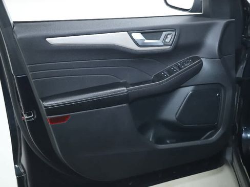 Used 2021 Ford Escape SE w/ Convenience Package image 15