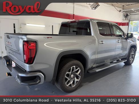 Used 2026 GMC Sierra 1500 SLT w/ SLT Premium Package AWD/4WD image 4