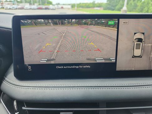 Used 2023 INFINITI QX60 Sensory w/ Vision Package FWD image 18