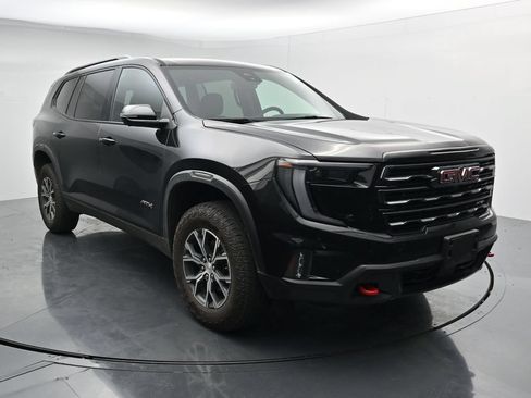 Used 2024 GMC Acadia AT4 w/ Luxury Package AWD/4WD image 2