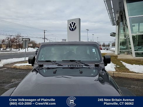 Used 2018 Jeep Wrangler Unlimited Sport S image 23