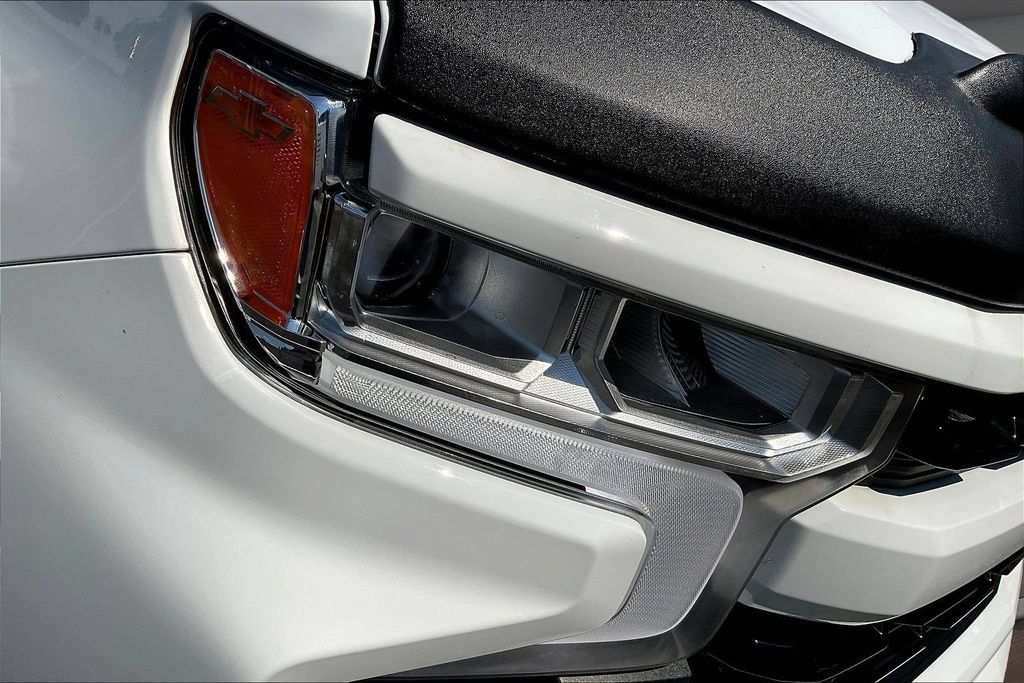 Used 2024 Chevrolet Silverado 1500 RST RWD image 36