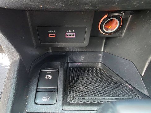 Used 2022 Nissan Kicks SV FWD image 41