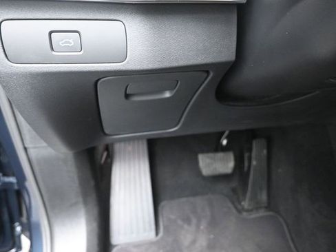 Used 2025 Volvo XC90 B5 Plus w/ Protection Package image 16