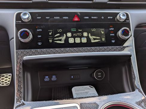 New 2026 Genesis GV80 3.5T e-SC image 22