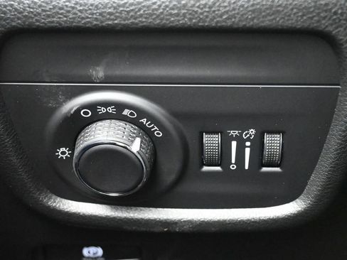 New 2026 Jeep Grand Cherokee L 4WD image 25