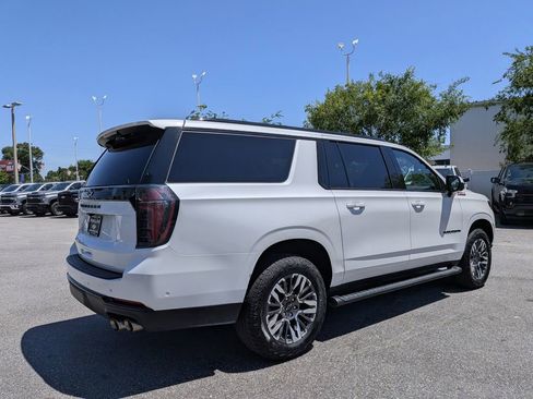 Certified 2025 Chevrolet Suburban Z71 AWD/4WD image 3