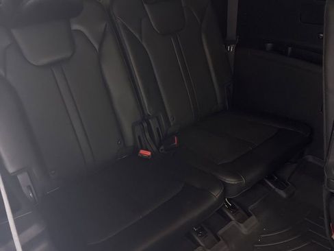 Used 2022 Kia Sorento EX image 21