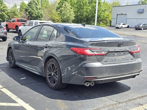 Used 2026 Toyota Camry SE w/ Convenience Package FWD image 5
