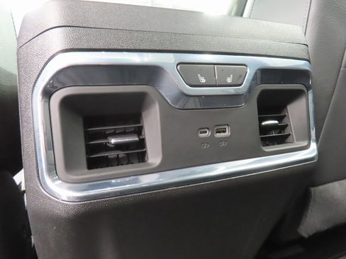 Used 2024 GMC Sierra 3500 Denali w/ Denali Reserve Package image 14