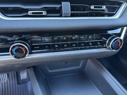 New 2026 Chevrolet Equinox LT image 22