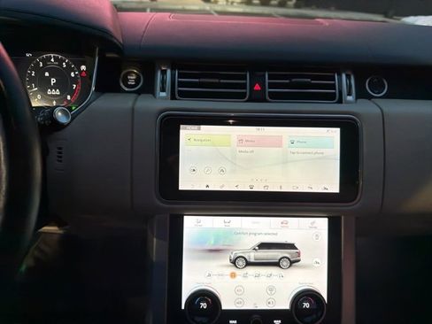 Used 2019 Land Rover Range Rover Supercharged image 27