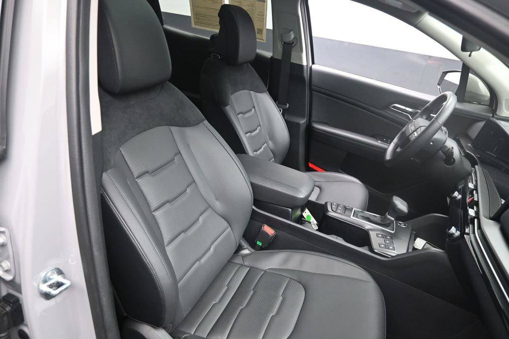 Used 2026 Kia Sportage SX FWD image 29