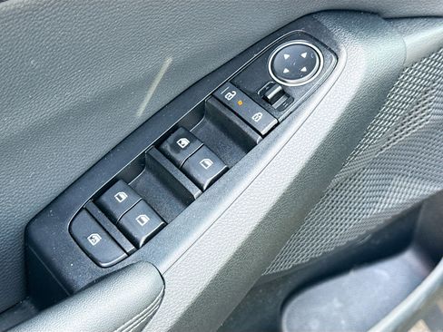 Used 2024 Kia Seltos S image 8