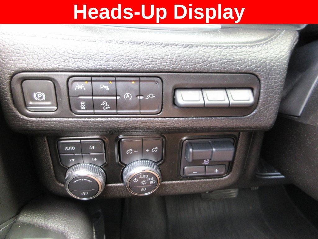 Used 2021 GMC Yukon Denali w/ Denali Ultimate Package AWD/4WD image 37