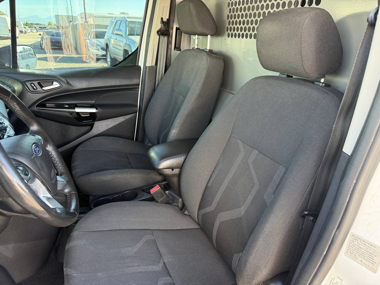 Used 2018 Ford Transit Connect XLT FWD image 16