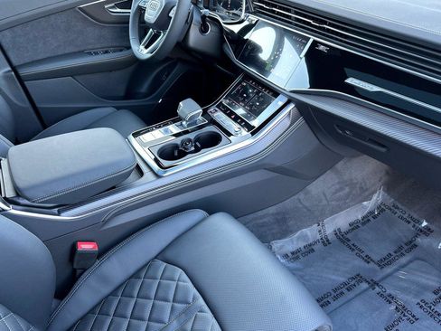 New 2026 Audi SQ8 Prestige image 15