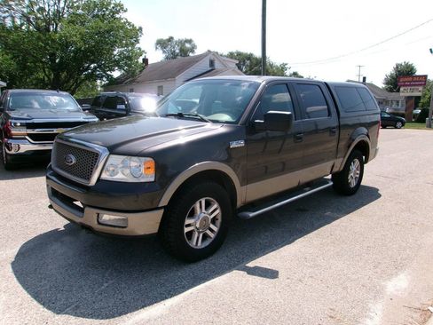 Used 2005 Ford F150 Lariat AWD/4WD image 1