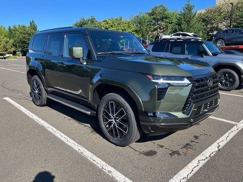 New 2026 Lexus GX 550 w/ Accessory Package (2T) AWD/4WD image 4