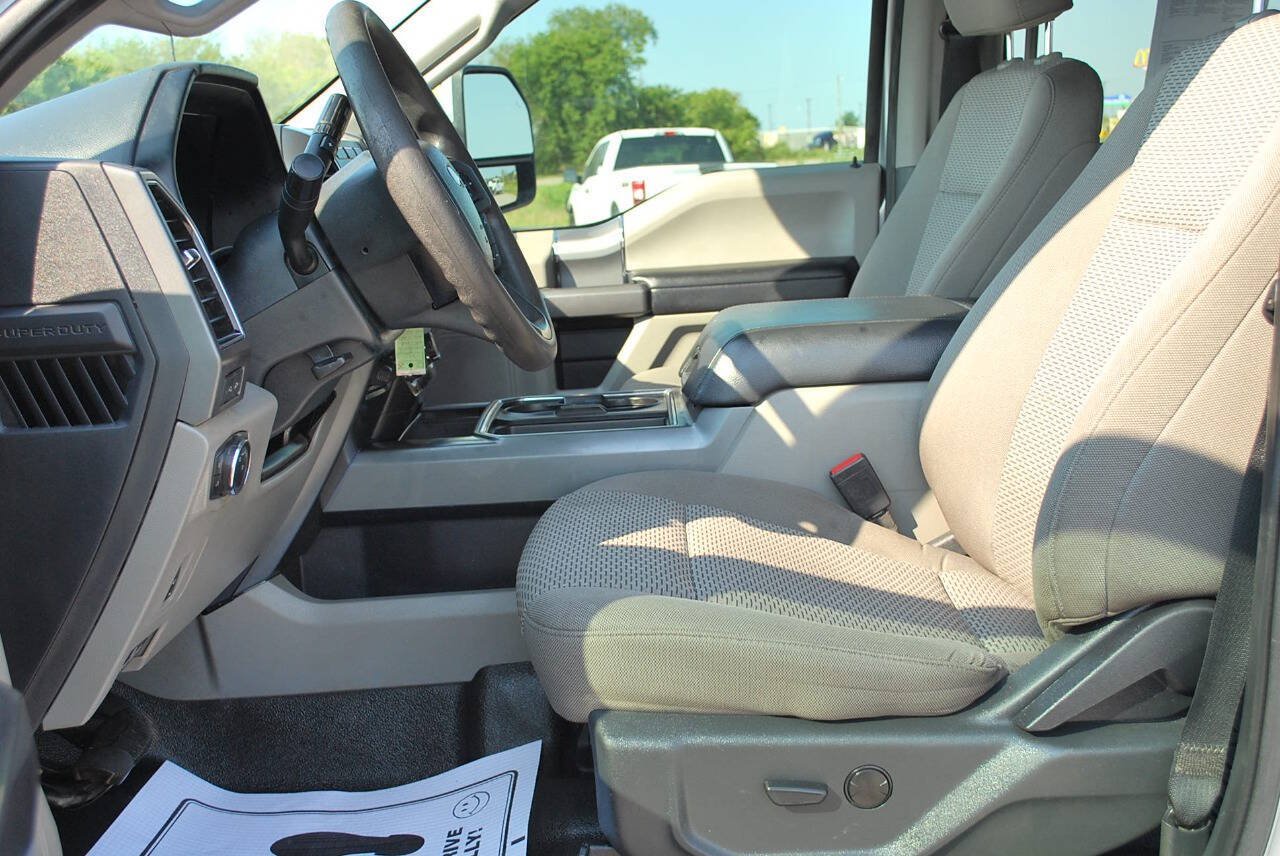 Used 2022 Ford F350 XLT w/ XLT Premium Package AWD/4WD image 17