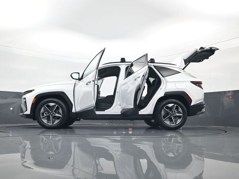 Certified 2025 Hyundai Tucson SEL FWD image 34