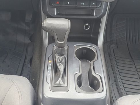 Used 2015 Chevrolet Colorado W/T w/ WT Convenience Package image 16