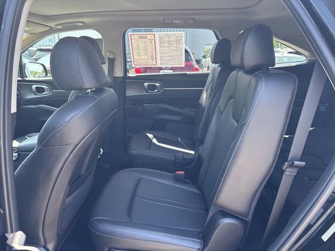 Used 2023 Kia Sorento SX AWD/4WD image 15