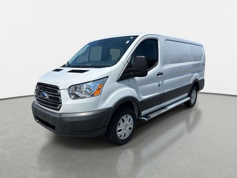 Used 2017 Ford Transit 250 130 Low Roof w/ Exterior Upgrade Package RWD image 7