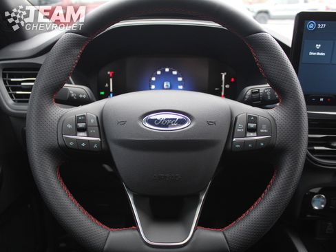 Used 2025 Ford Escape ST-Line w/ Tech Pack #1 image 14