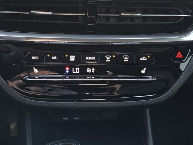 New 2026 Buick Envista Sport Touring FWD image 14