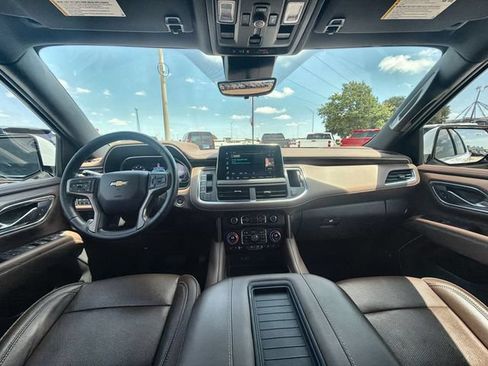 Used 2023 Chevrolet Tahoe High Country w/ LPO, Illumination Package AWD/4WD image 19
