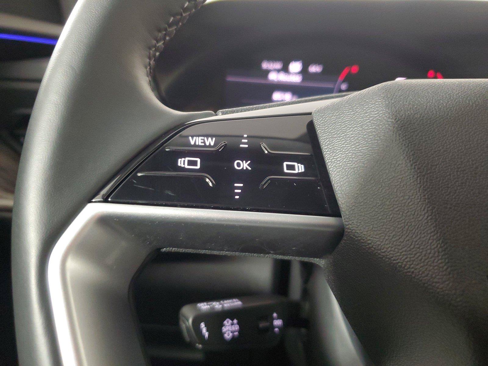 Certified 2025 Audi Q5 Premium w/ Convenience Package AWD/4WD image 25