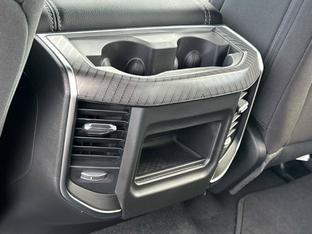 New 2027 RAM 1500 Express AWD/4WD image 17