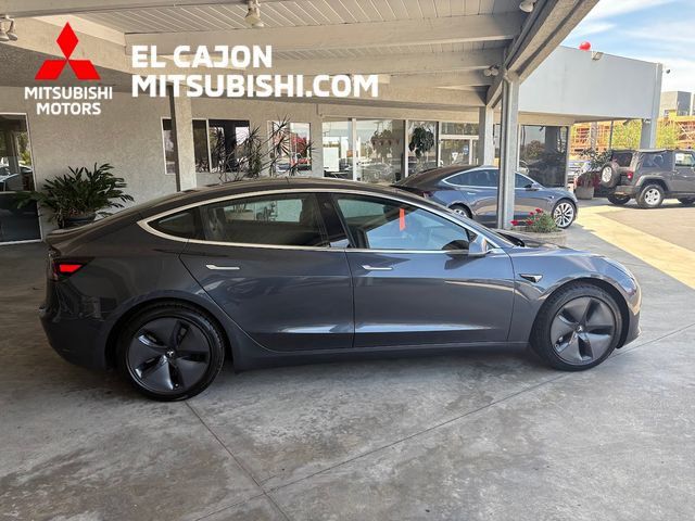 Used 2018 Tesla Model 3 Long Range RWD image 2