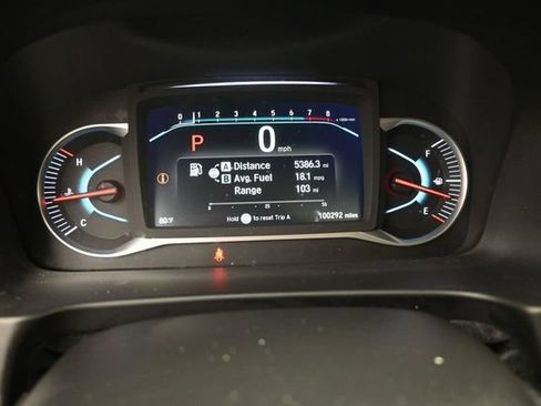 Used 2019 Honda Pilot Touring image 3