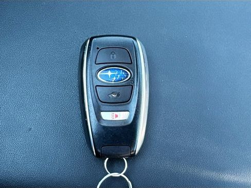 Used 2024 Subaru Forester Premium AWD/4WD image 31