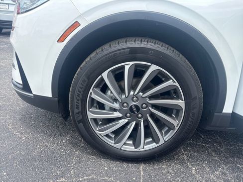 Used 2024 Lincoln Corsair Reserve w/ Equipment Group 201A AWD/4WD image 10