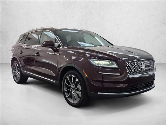 Used 2022 Lincoln Nautilus Reserve w/ Equipment Group 201A AWD/4WD image 3