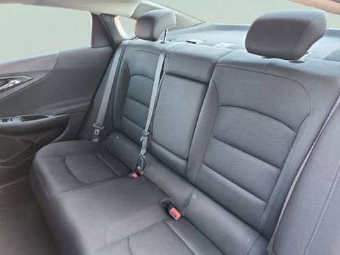 Used 2020 Chevrolet Malibu LT image 19