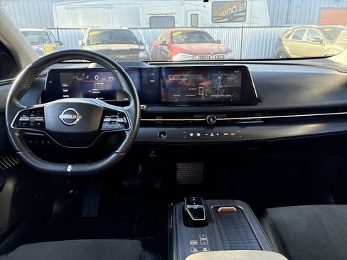 Used 2024 Nissan Ariya FWD image 9